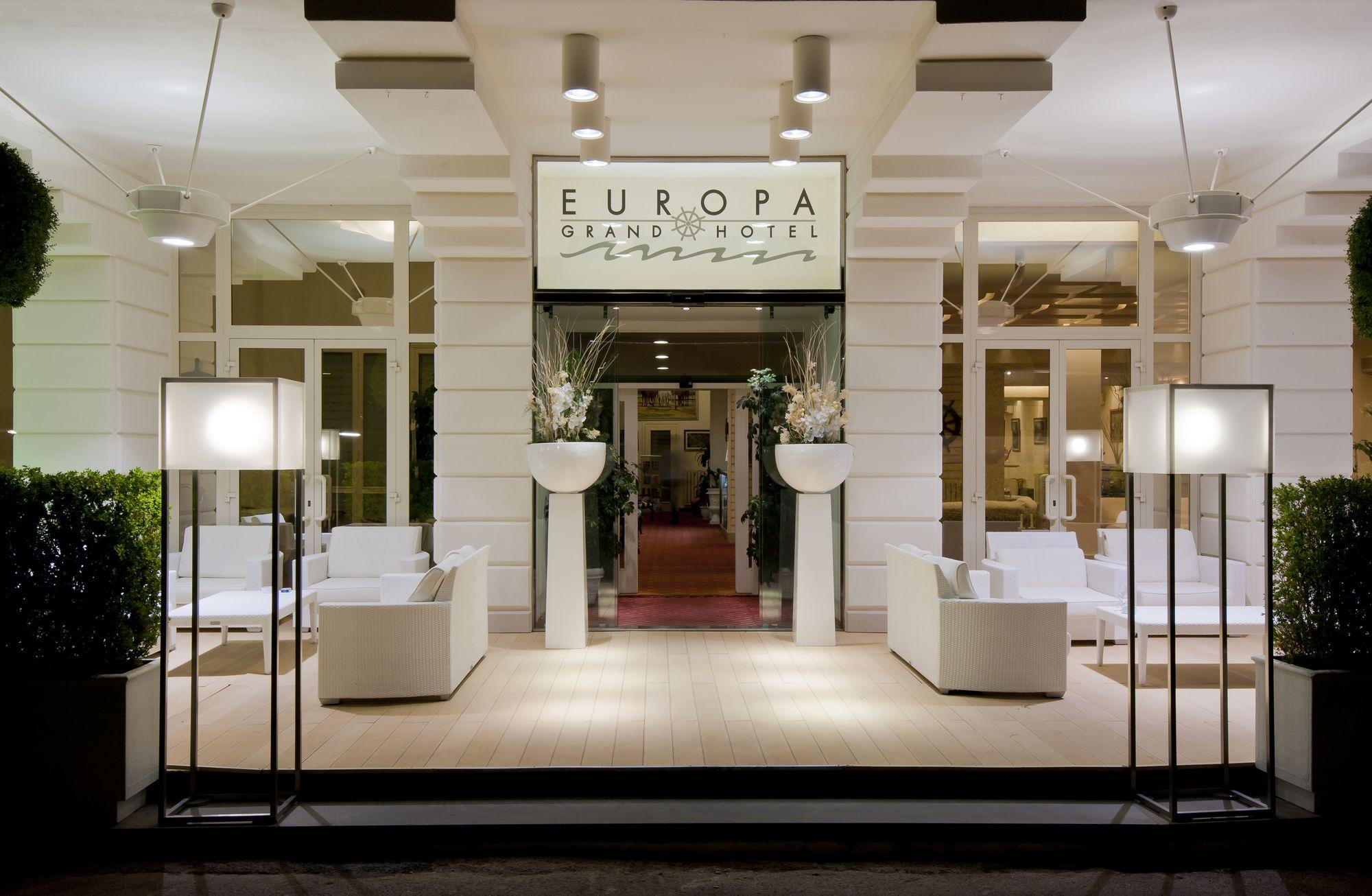 Europa Grand Hotel Леричи Экстерьер фото